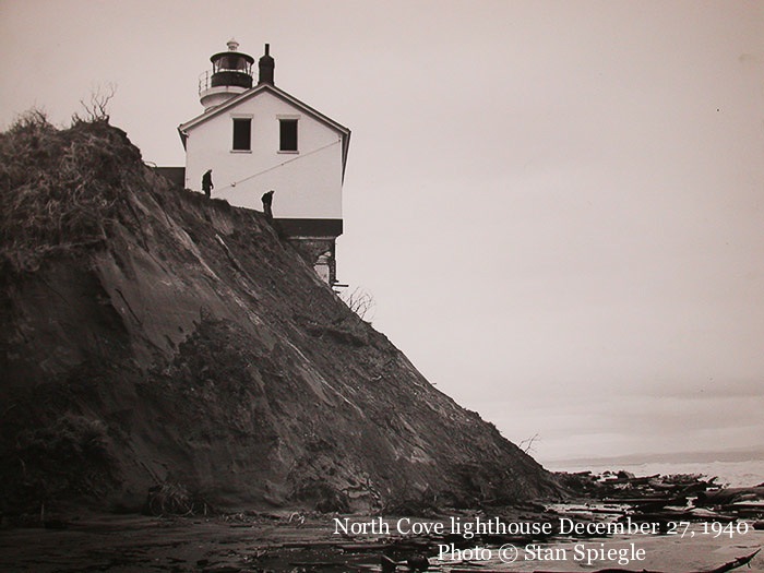 North Cove Lighthouse by Stan Spiegel