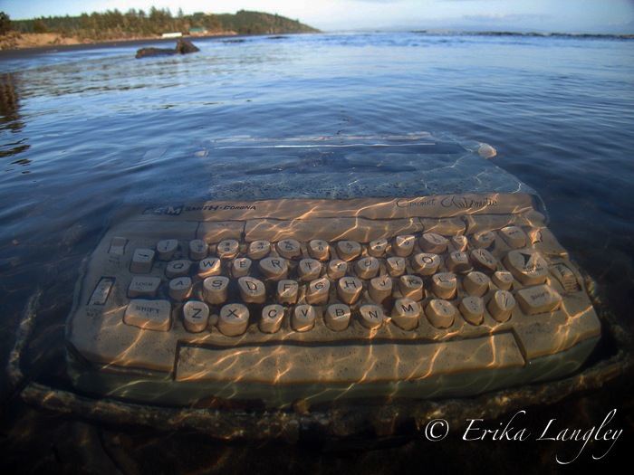 typewriter underwater